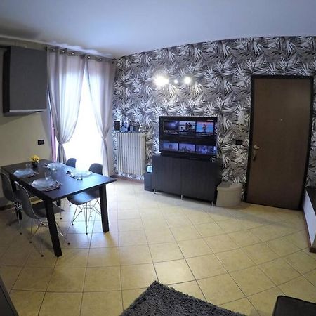Casa Di Mirco - Ampio E Moderno Bilocale Apartment Castenedolo Екстериор снимка